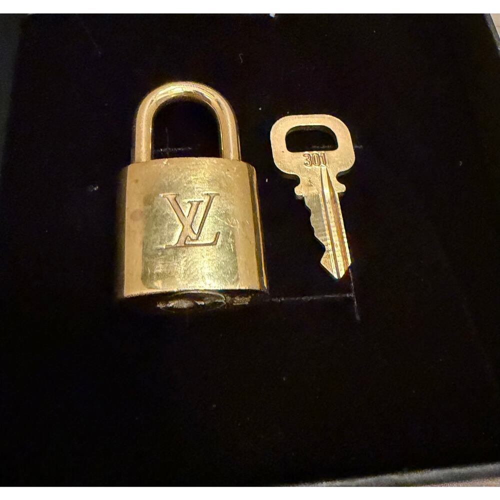 Louis Vuitton Lock & Key Set #301 Gold Tone Padlock Authentic LV